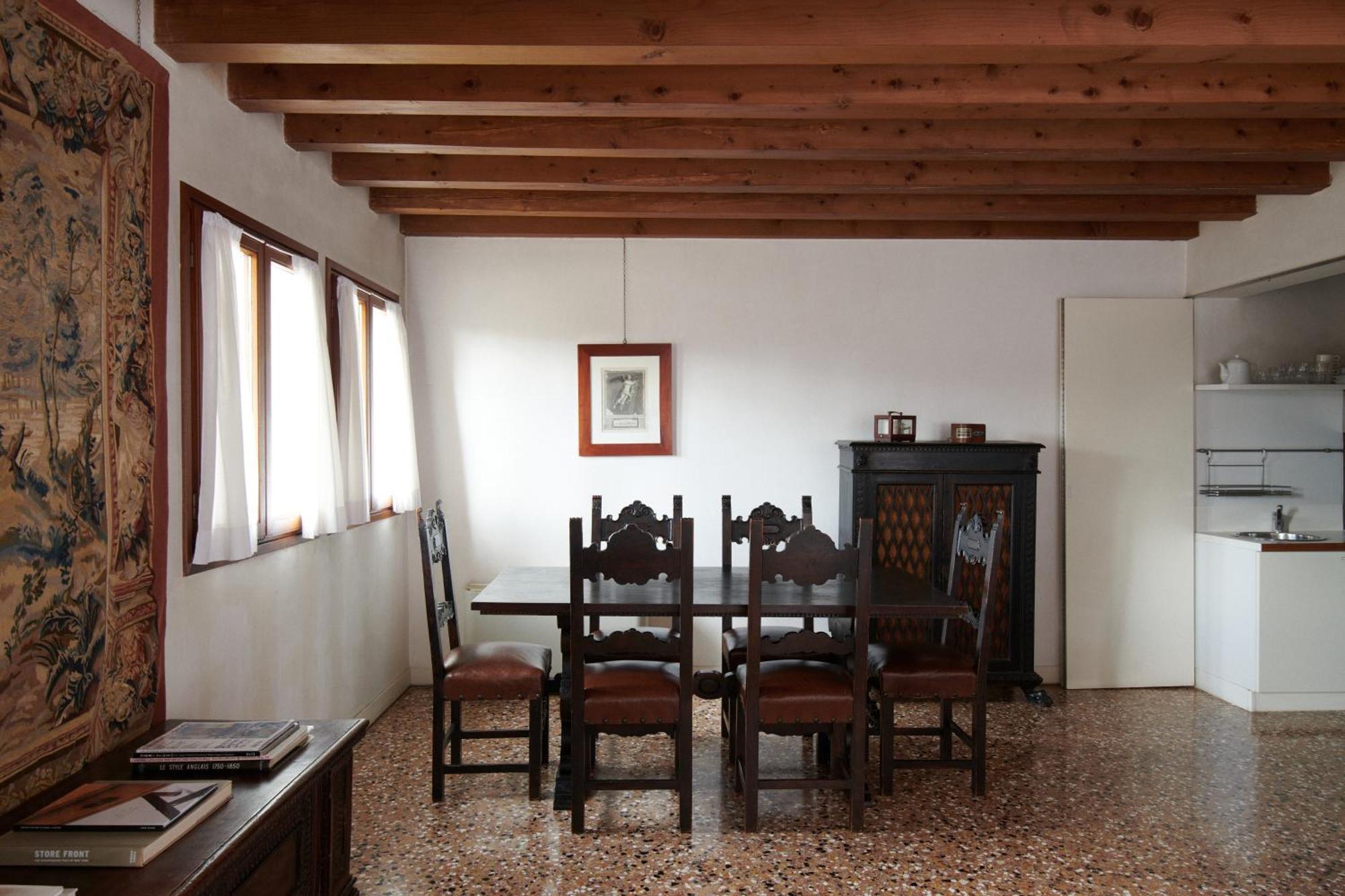Palazzo Contarini Della Porta Di Ferro Aparthotel Venice Luaran gambar