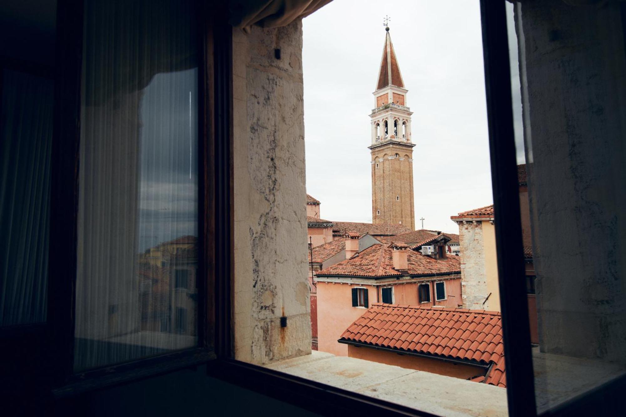 Palazzo Contarini Della Porta Di Ferro Aparthotel Venice Luaran gambar
