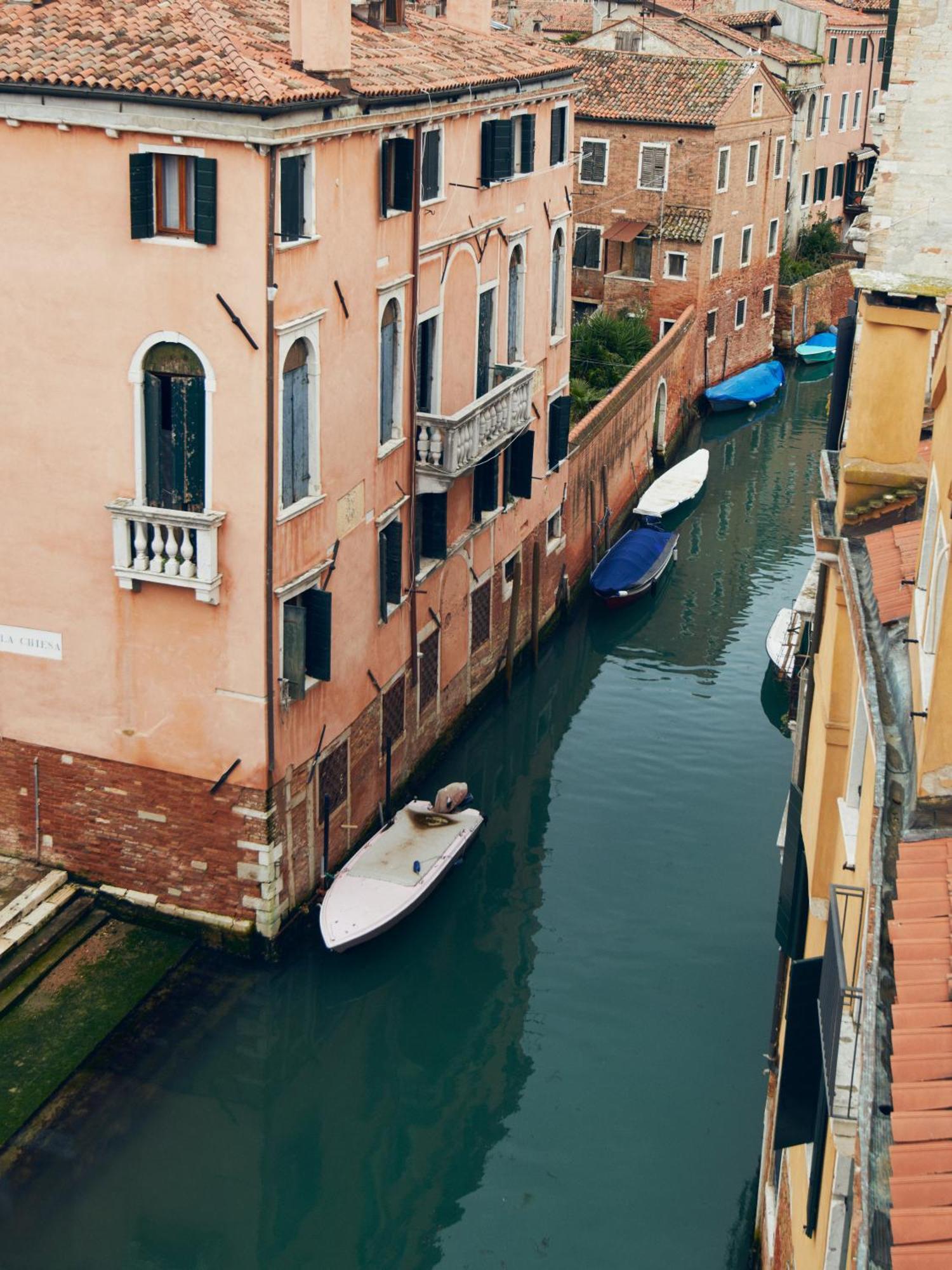 Palazzo Contarini Della Porta Di Ferro Aparthotel Venice Luaran gambar