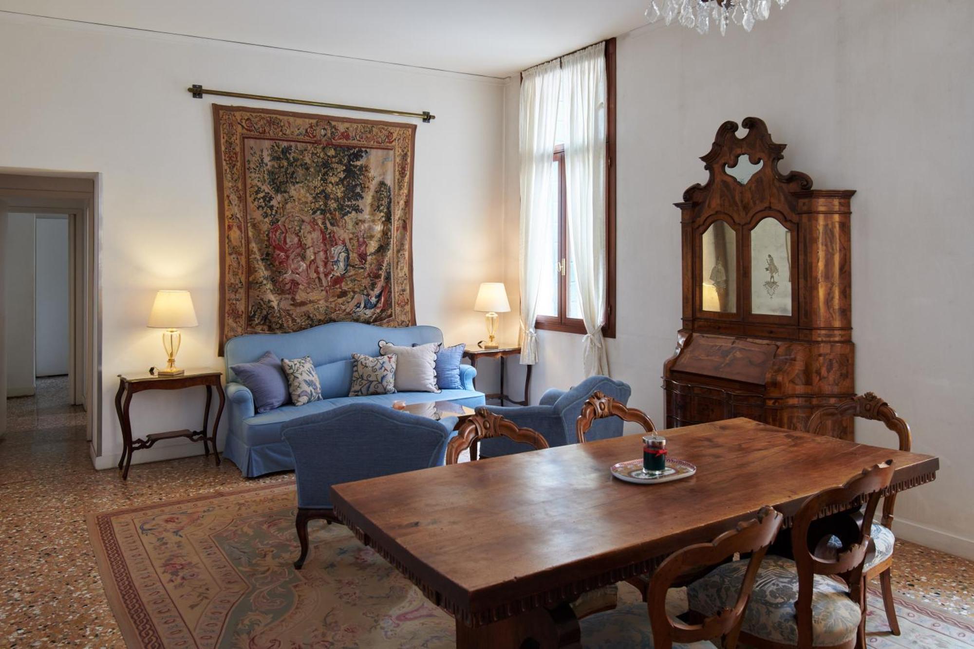 Palazzo Contarini Della Porta Di Ferro Aparthotel Venice Luaran gambar