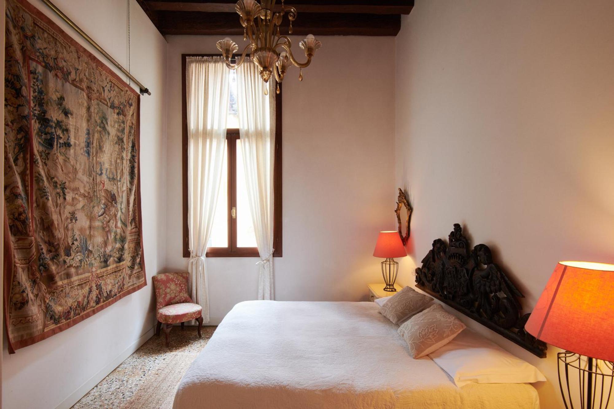 Palazzo Contarini Della Porta Di Ferro Aparthotel Venice Luaran gambar